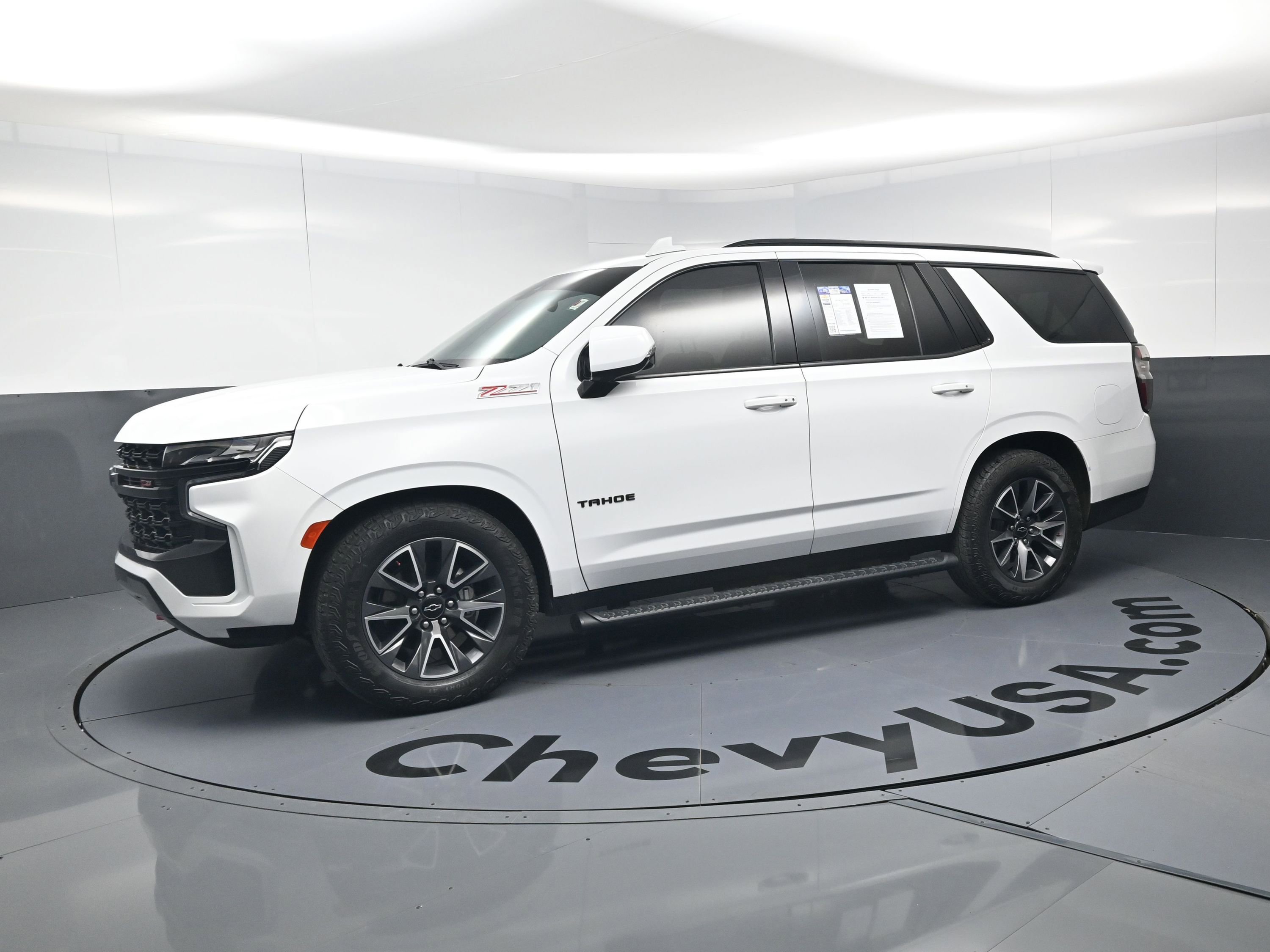 Used 2023 Chevrolet Tahoe Z71 w/ Z71 Off-Road Package AWD/4WD image 6