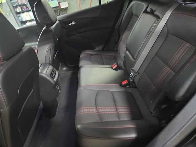 Used 2023 Chevrolet Equinox RS image 16