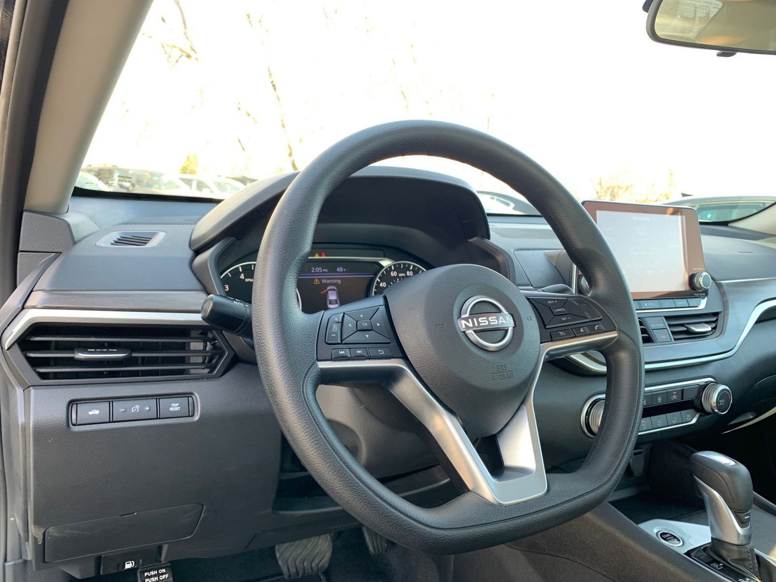 Used 2025 Nissan Altima 2.5 SV image 33