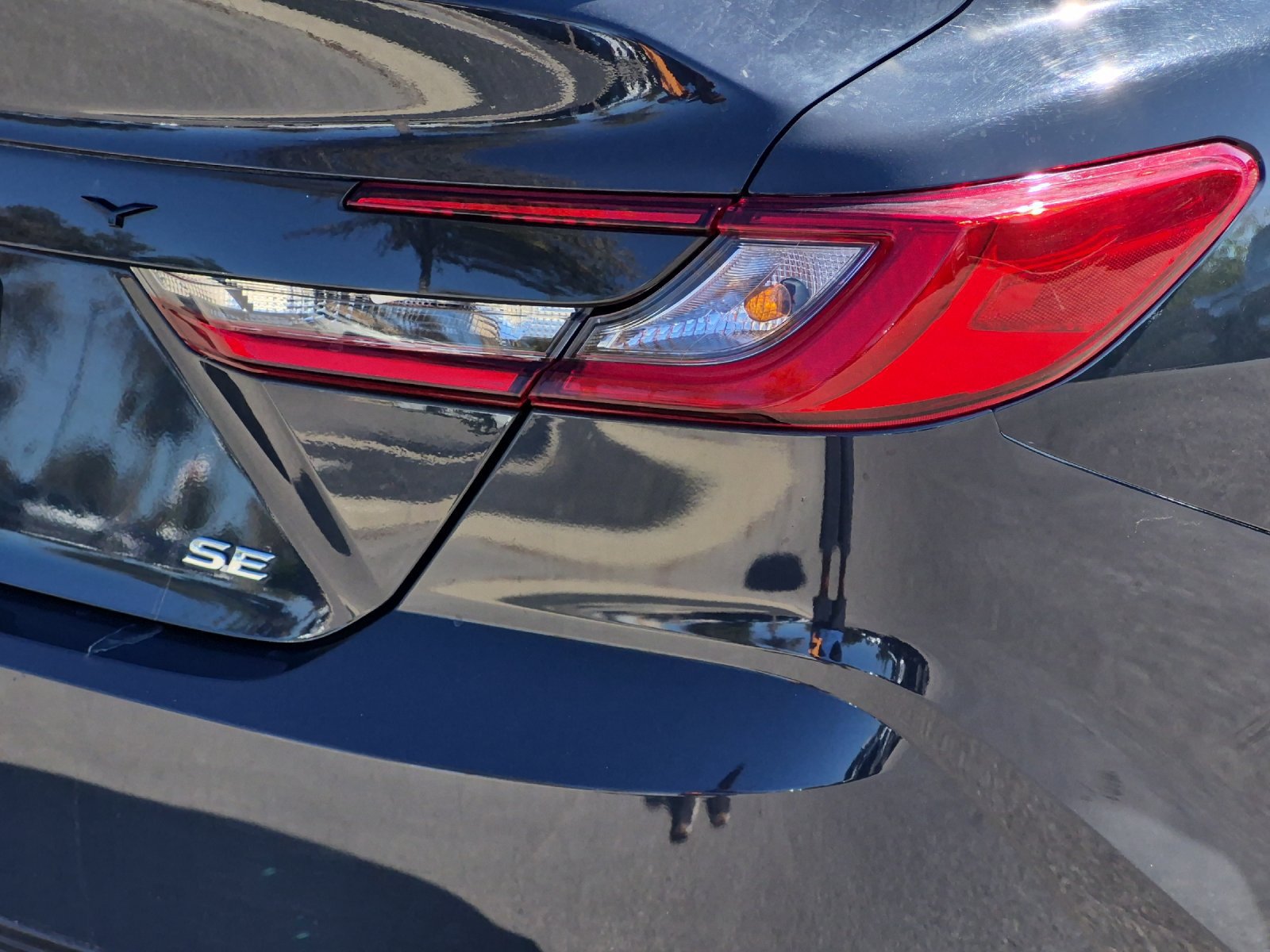Certified 2025 Toyota Camry SE FWD image 23
