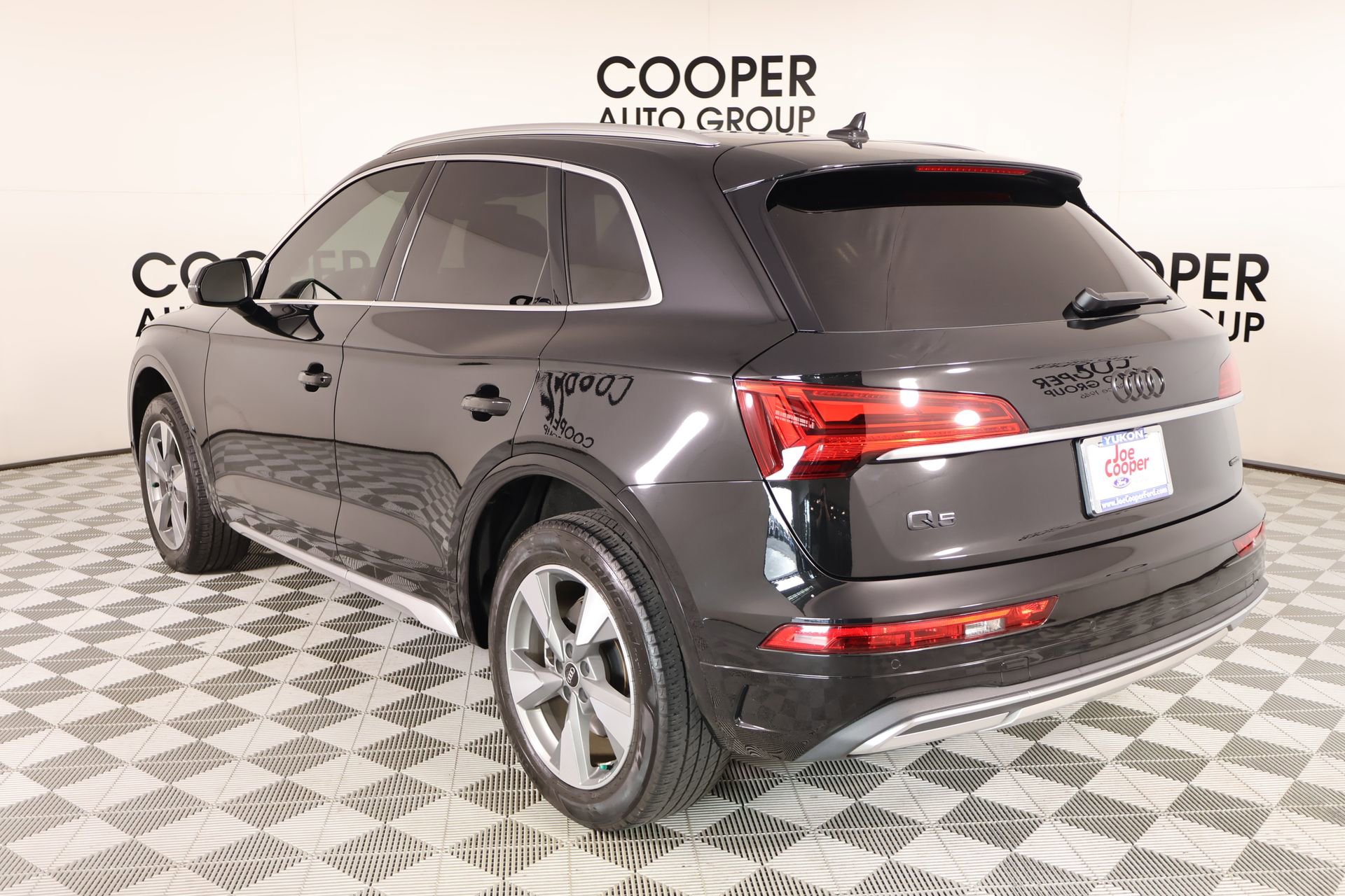 Used 2024 Audi Q5 2.0T Premium AWD/4WD image 23