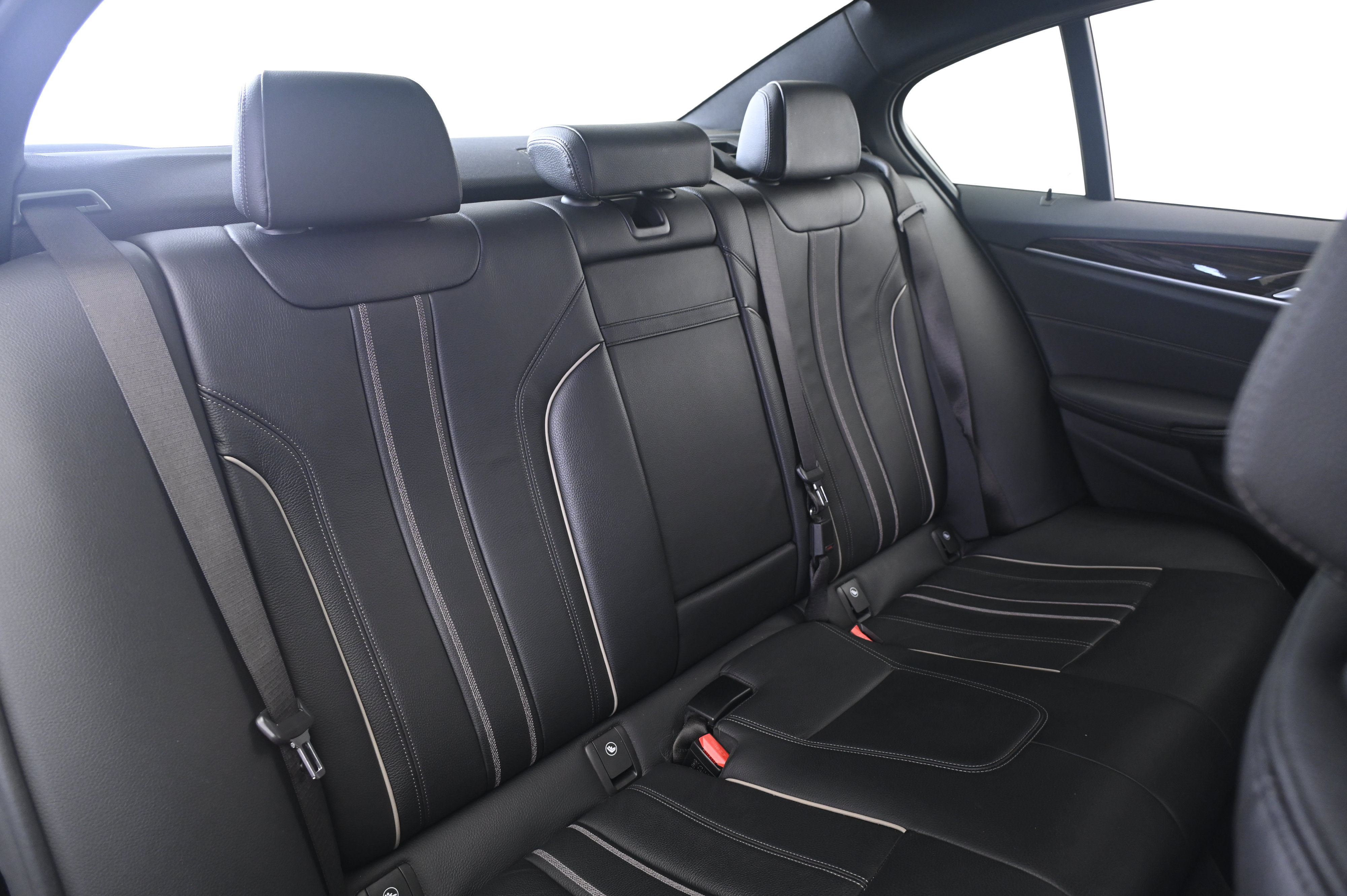 Used 2019 BMW 540i xDrive AWD/4WD image 19