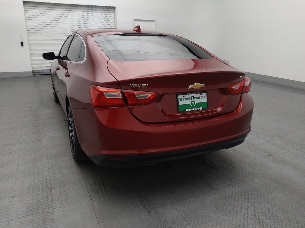 Used 2017 Chevrolet Malibu LT w/ Leather Package image 6