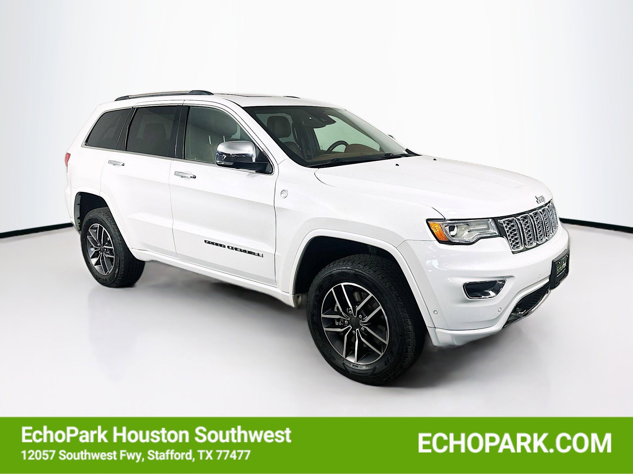 Used 2021 Jeep Grand Cherokee Overland AWD/4WD image 1