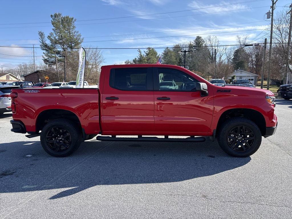 New 2025 Chevrolet Silverado 1500 Custom Trail Boss w/ LPO, Dark Essentials Package image 10