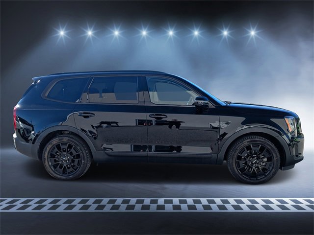Used 2022 Kia Telluride SX w/ Nightfall Edition Package image 2