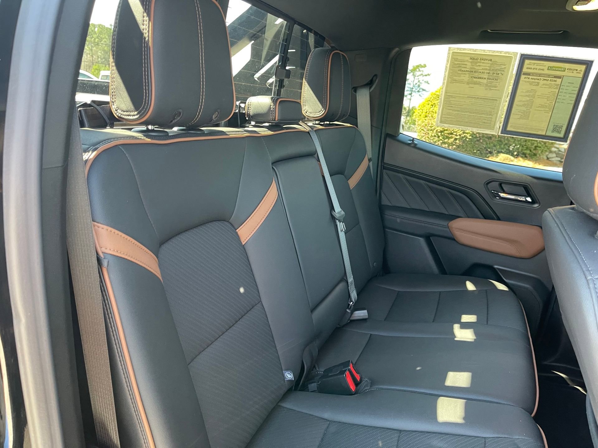 Used 2025 GMC Canyon AT4 w/ Nightfall Edition image 24