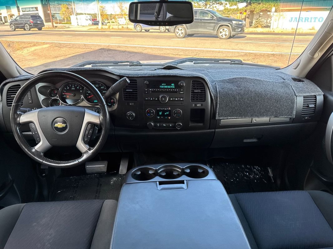 Used 2010 Chevrolet Silverado 1500 LT w/ Max Trailering Pack image 23