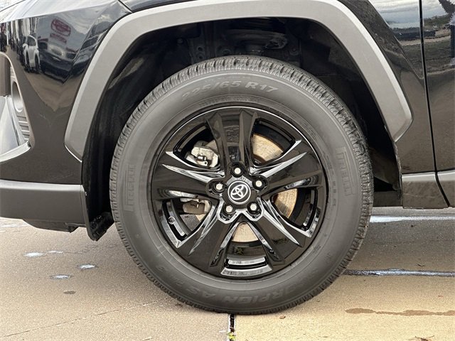 Used 2020 Toyota RAV4 XLE image 9