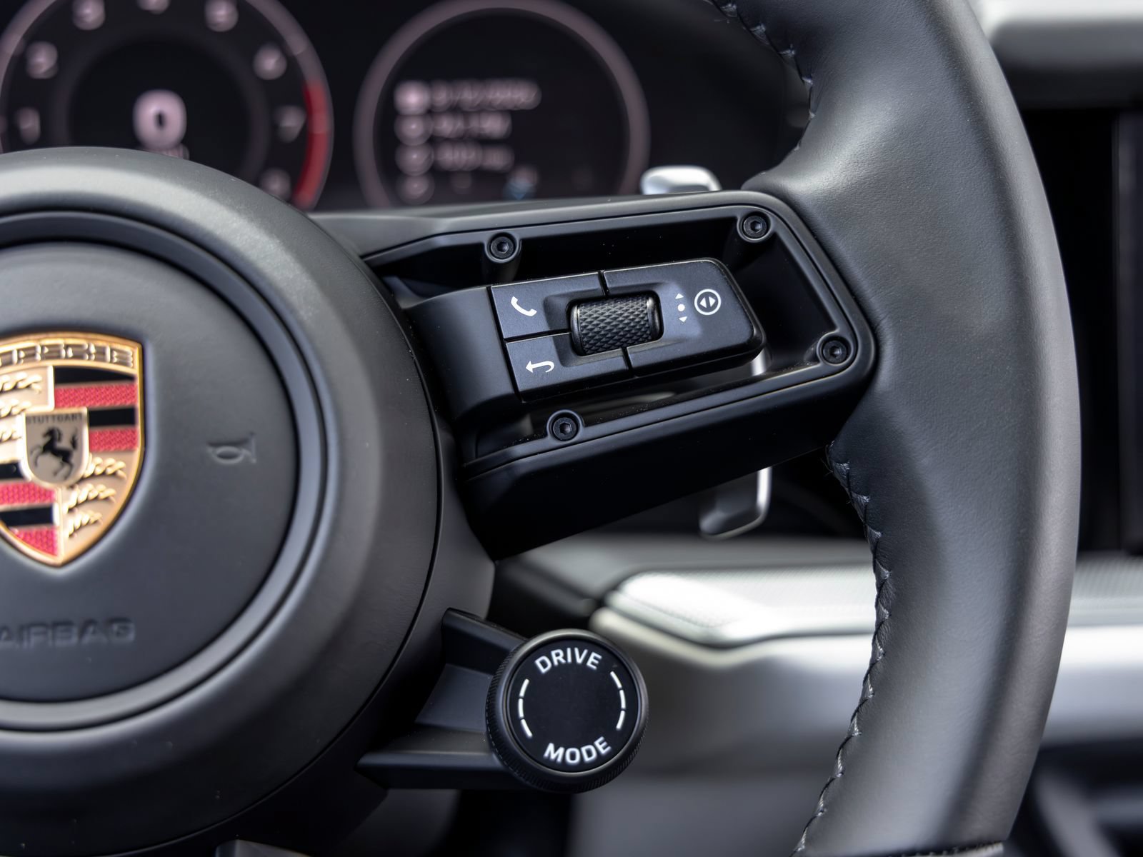 New 2026 Porsche Cayenne AWD/4WD image 31