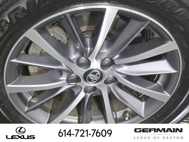 Used 2019 Toyota Highlander XLE AWD/4WD image 12