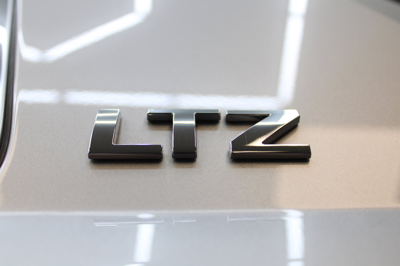 Used 2015 Chevrolet Tahoe LTZ image 14