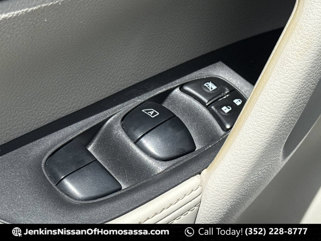 Certified 2021 Nissan Rogue Sport SL w/ Premium Package FWD image 29
