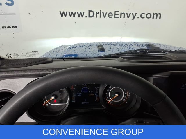 Used 2025 Jeep Wrangler Unlimited Sport AWD/4WD image 27