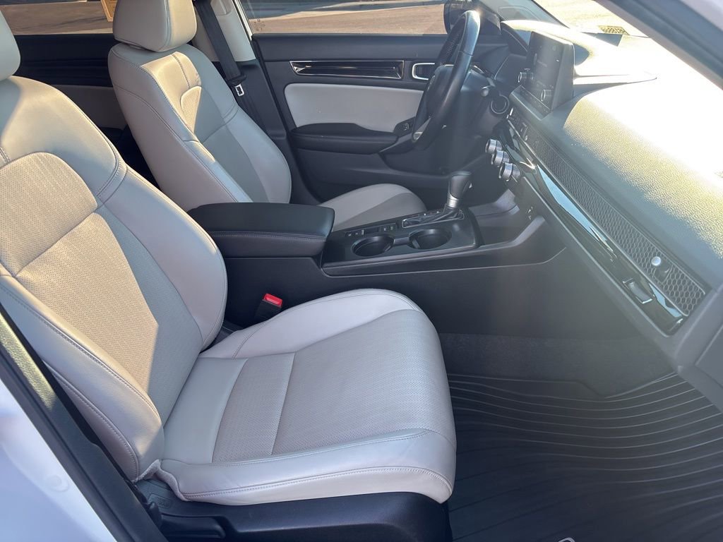 Used 2024 Honda Civic EX-L image 18