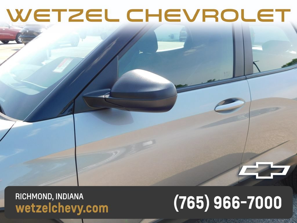 Used 2023 Chevrolet TrailBlazer LS AWD/4WD image 11