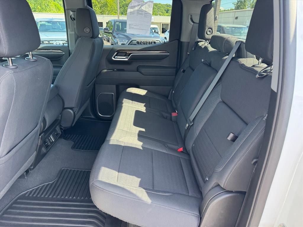 Used 2023 GMC Sierra 1500 Elevation AWD/4WD image 13
