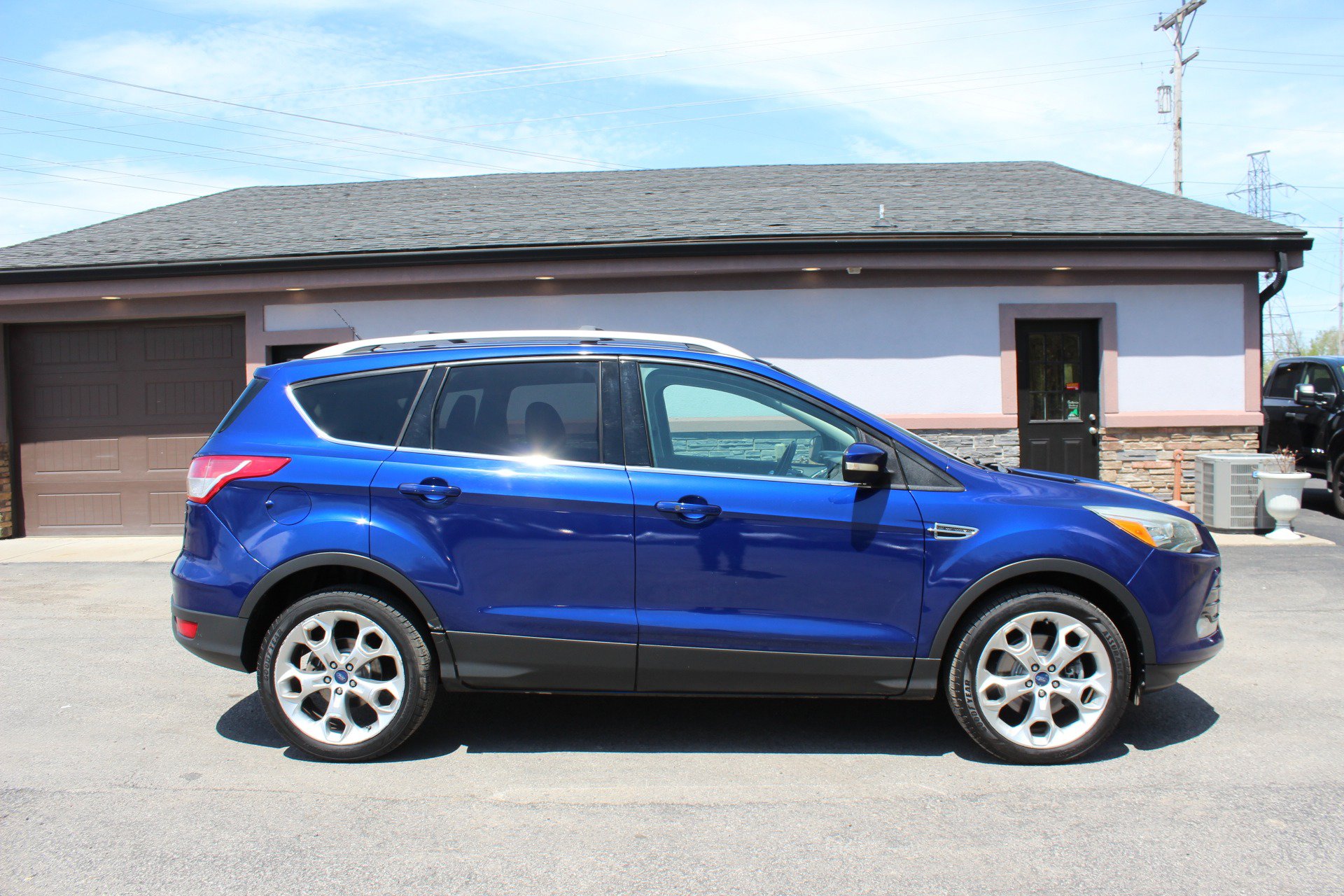 Used 2013 Ford Escape Titanium AWD/4WD image 3