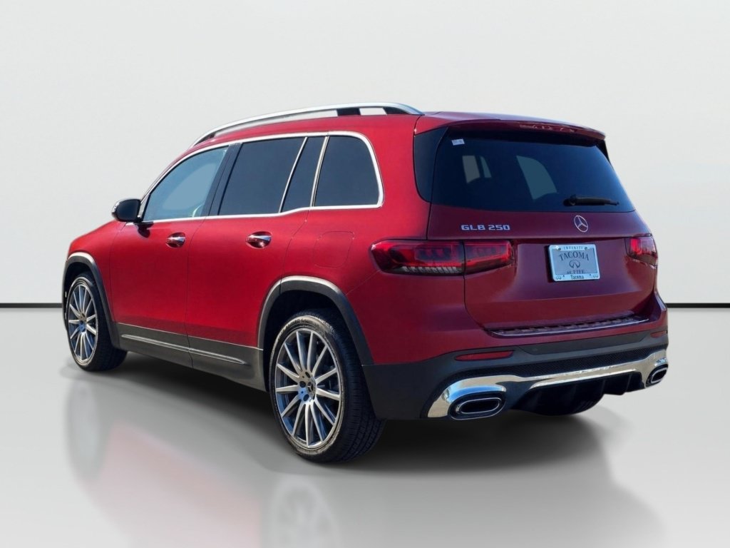 Used 2022 Mercedes-Benz GLB 250 4MATIC image 3
