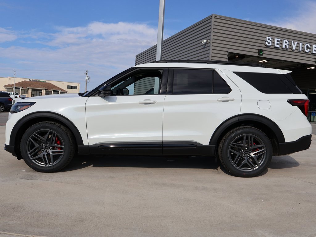 New 2026 Ford Explorer ST image 2