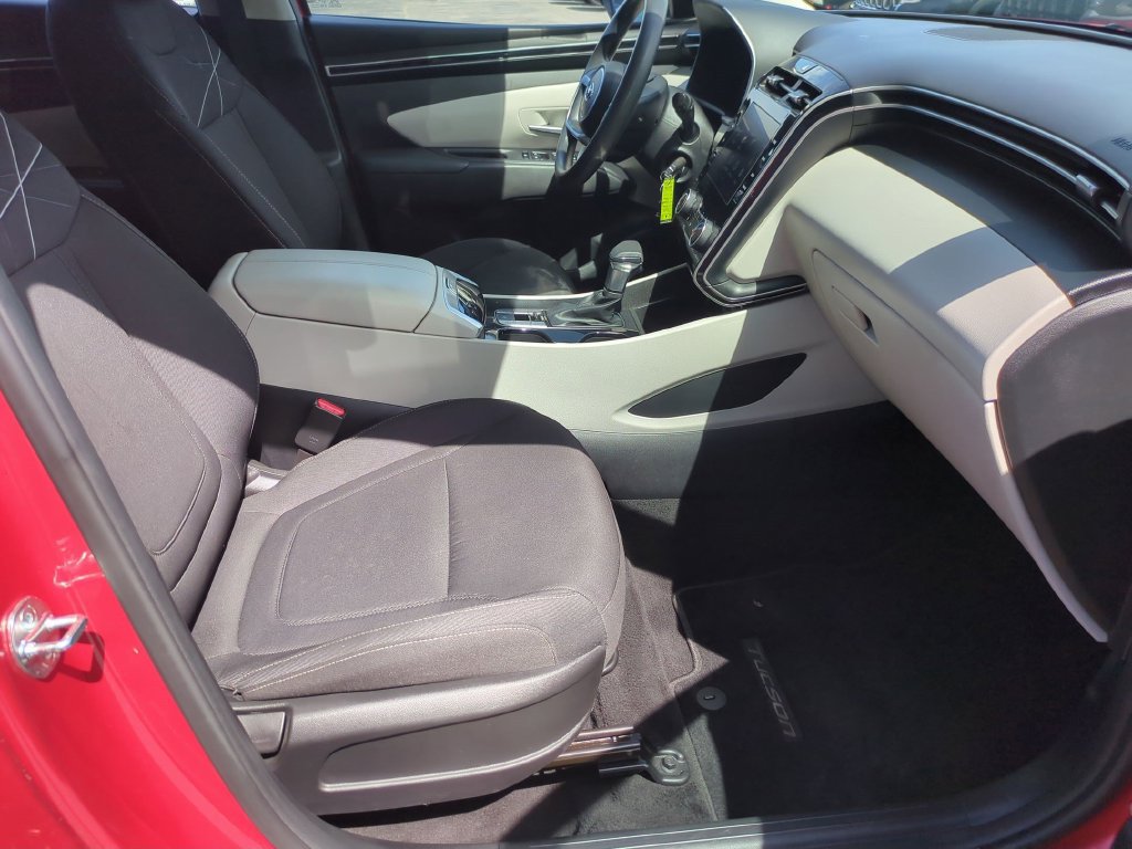 Used 2023 Hyundai Tucson SE AWD/4WD image 34