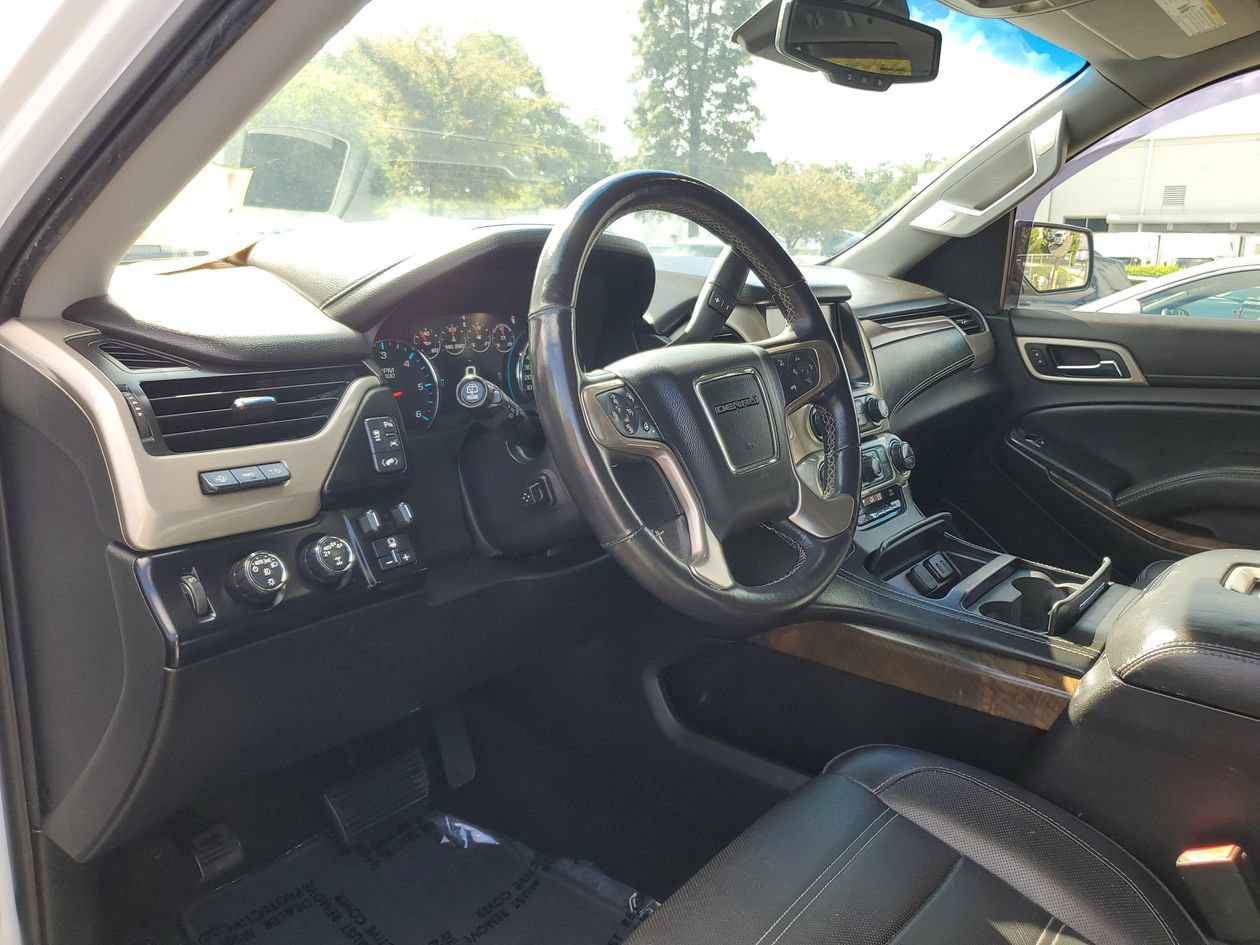 Used 2018 GMC Yukon Denali AWD/4WD image 19