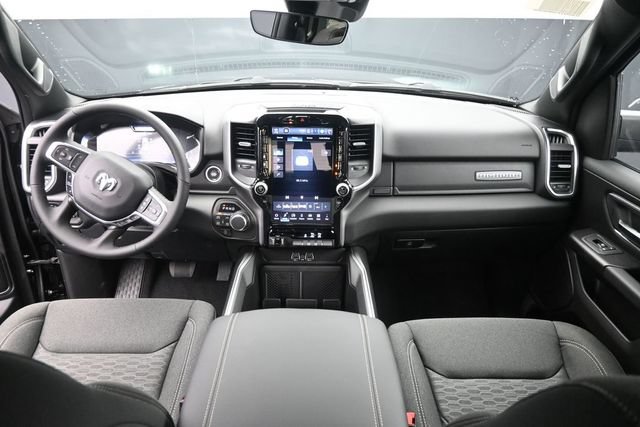 New 2027 RAM 1500 4x4 Crew Cab image 43