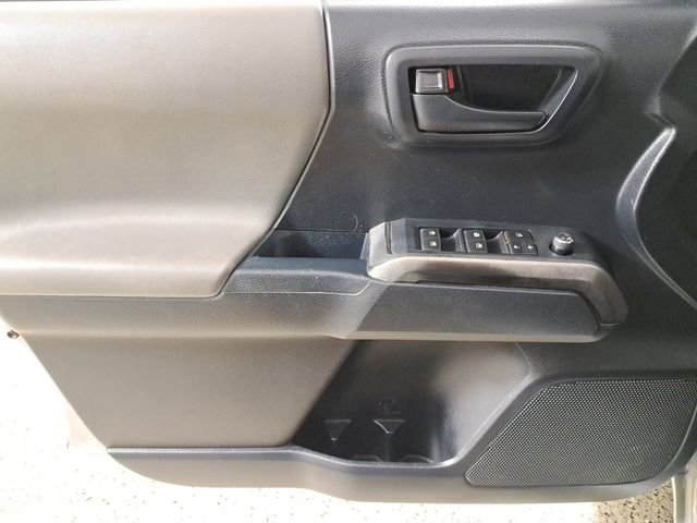 Used 2018 Toyota Tacoma SR5 image 21