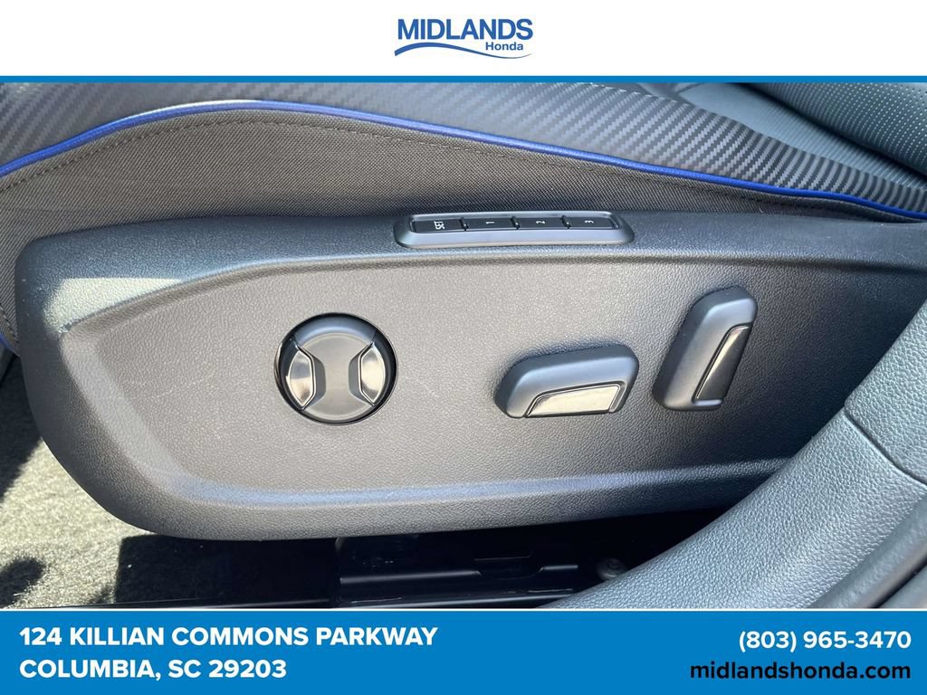 Used 2023 Volkswagen Golf 20th Anniversary Edition AWD/4WD image 14