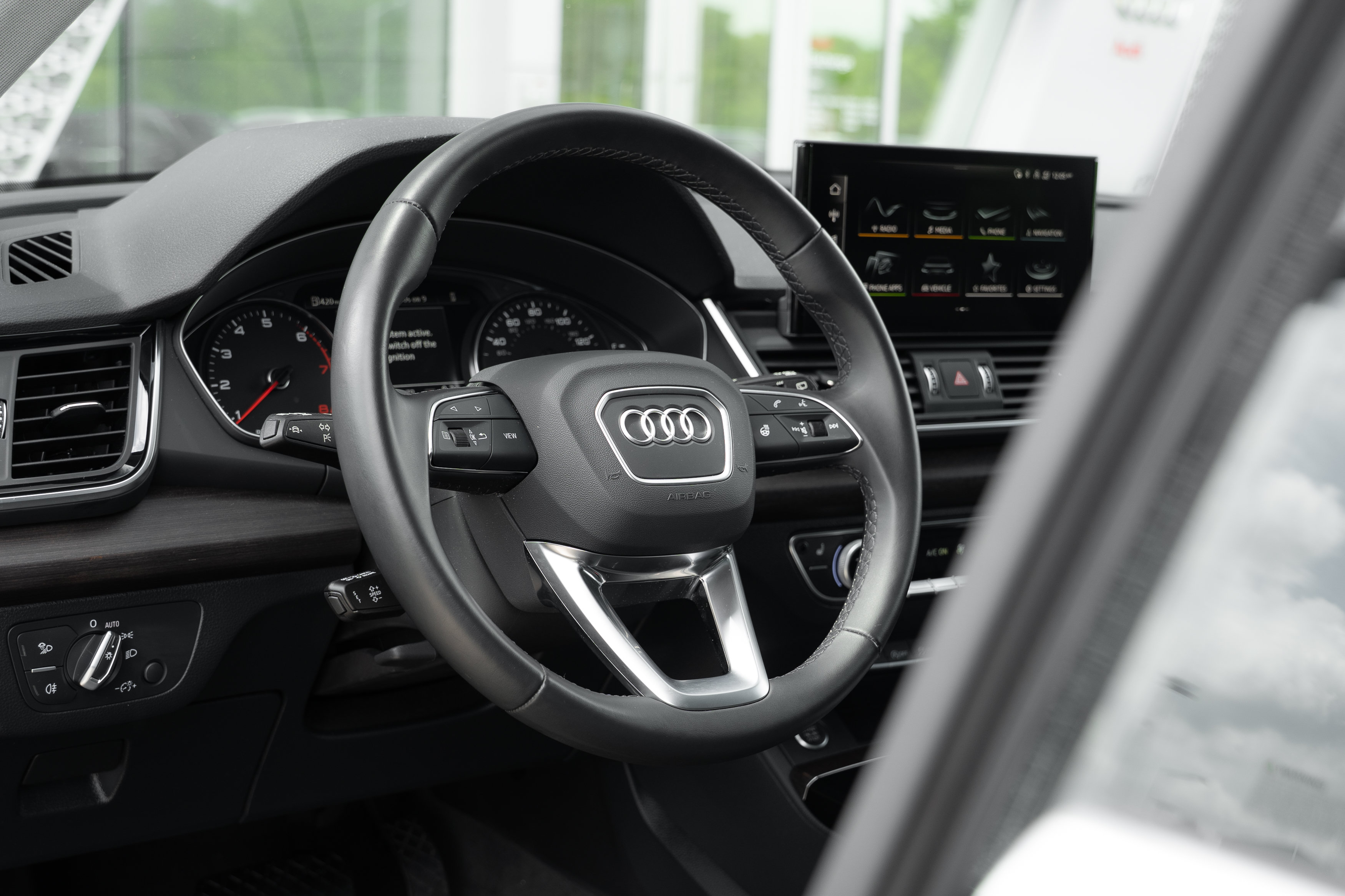Certified 2023 Audi Q5 2.0T Premium w/ Convenience Package AWD/4WD image 11
