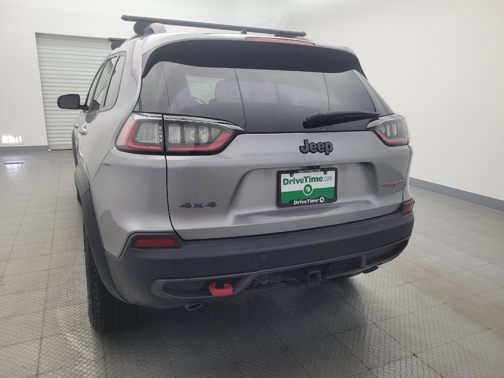 Used 2020 Jeep Cherokee Trailhawk image 6