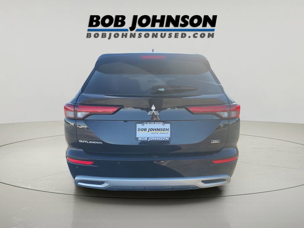Used 2022 Mitsubishi Outlander SEL image 6