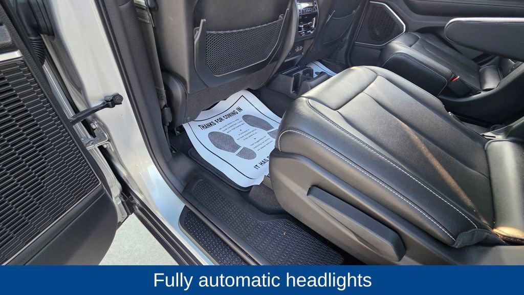 Used 2024 Jeep Grand Cherokee L Limited w/ Black Appearance Package image 20