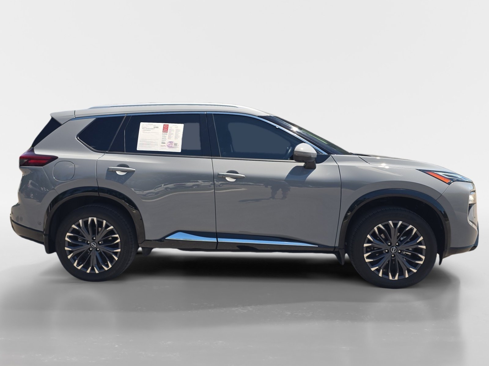 Certified 2024 Nissan Rogue Platinum w/ Platinum Premium Package AWD/4WD image 7