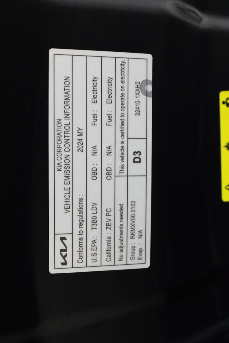 Used 2024 Kia EV6 Wind RWD image 34