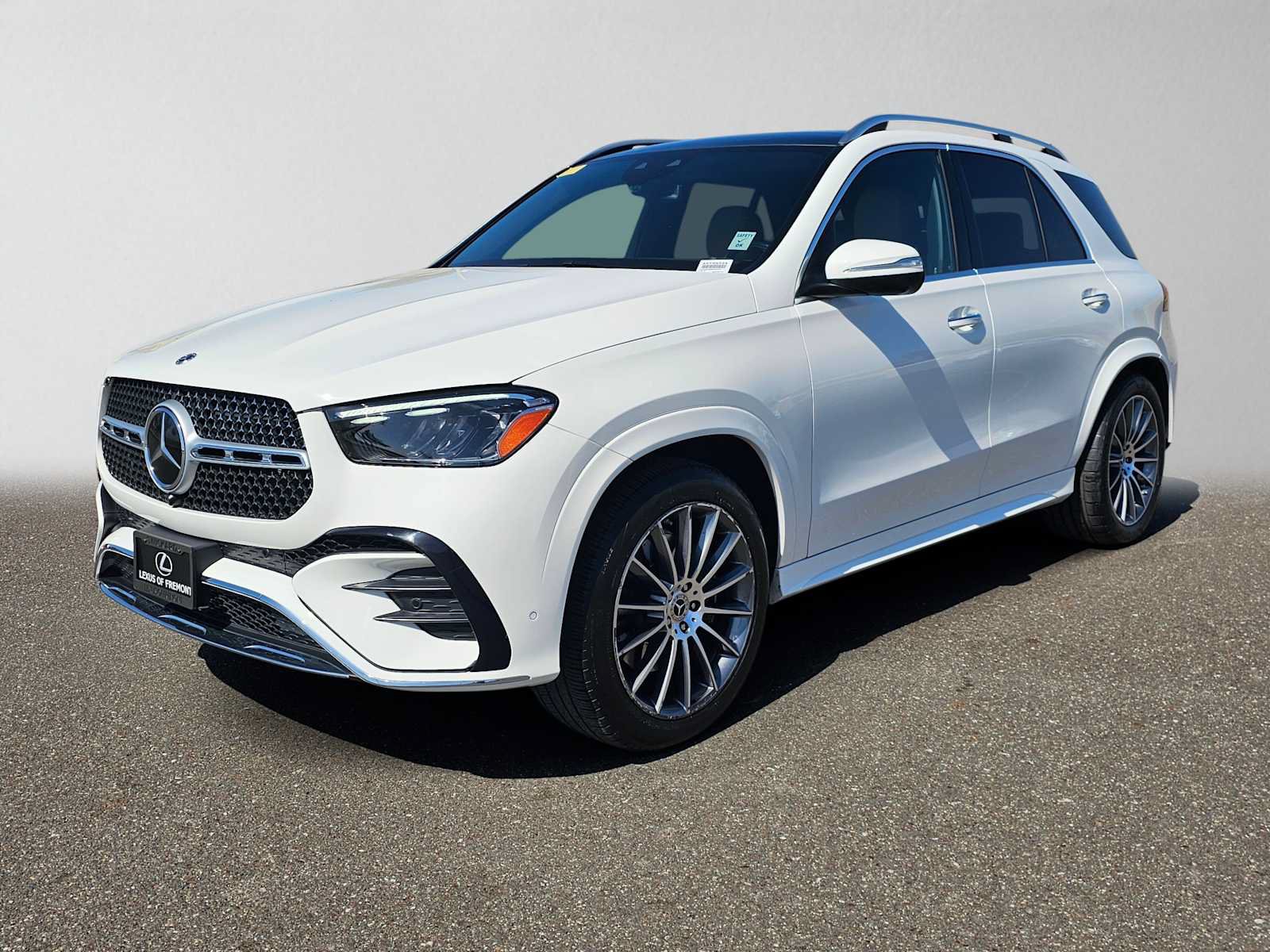 Used 2024 Mercedes-Benz GLE 350 4MATIC image 7
