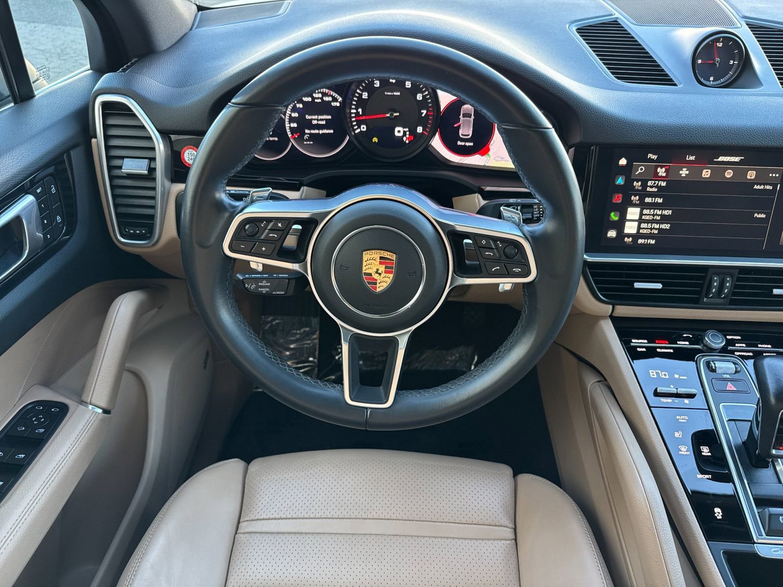 Certified 2023 Porsche Cayenne image 16