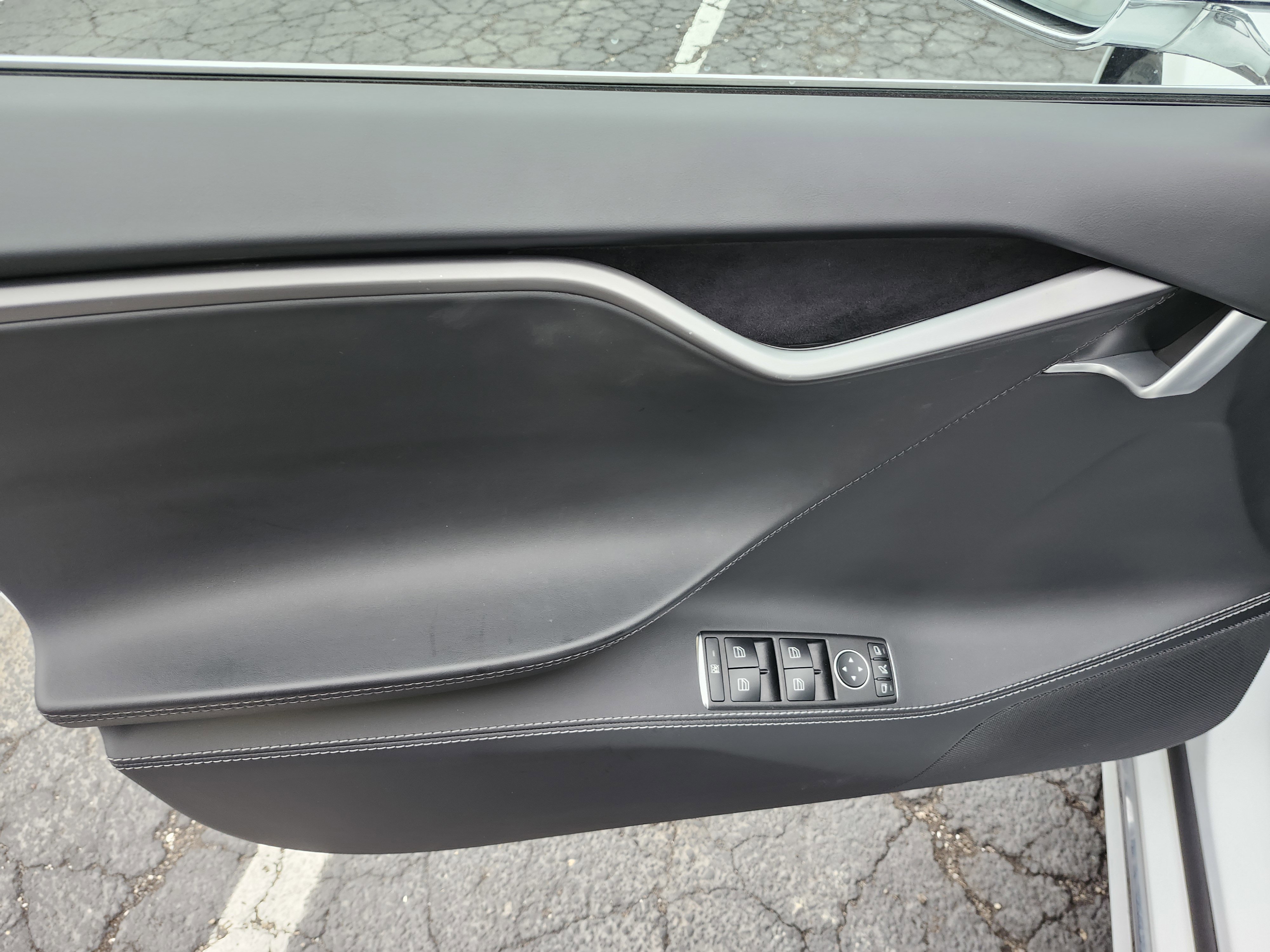 Used 2019 Tesla Model S Performance AWD/4WD image 29
