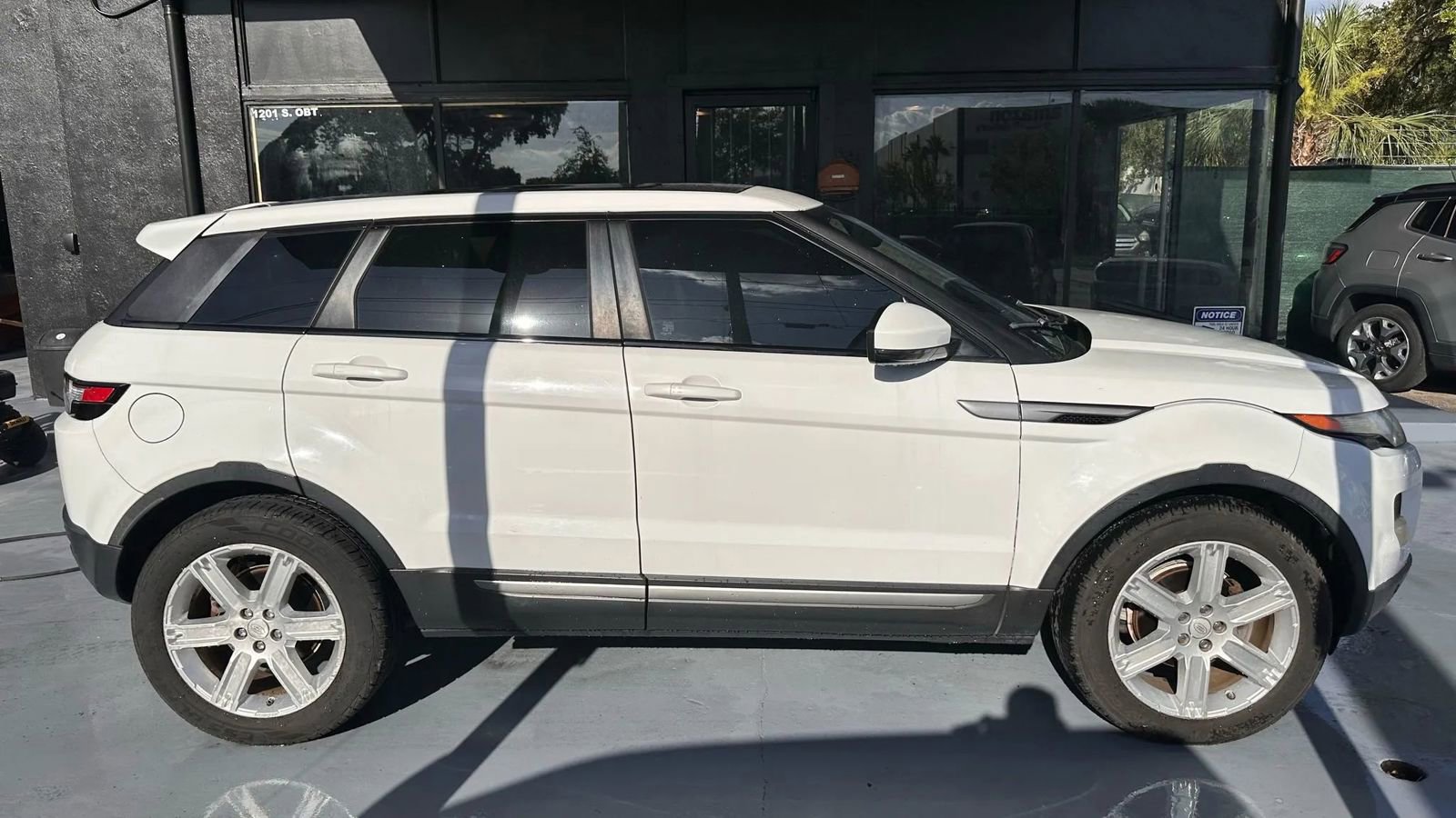 Used 2014 Land Rover Range Rover Evoque Pure Plus image 6