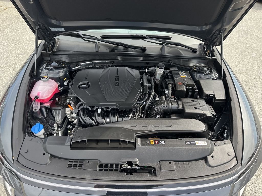 Used 2025 Hyundai Sonata SEL FWD image 29