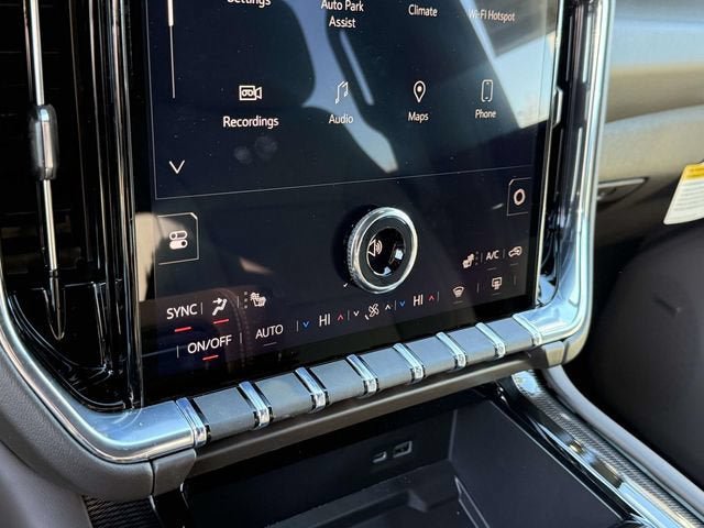 New 2026 GMC Yukon XL Elevation AWD/4WD image 17