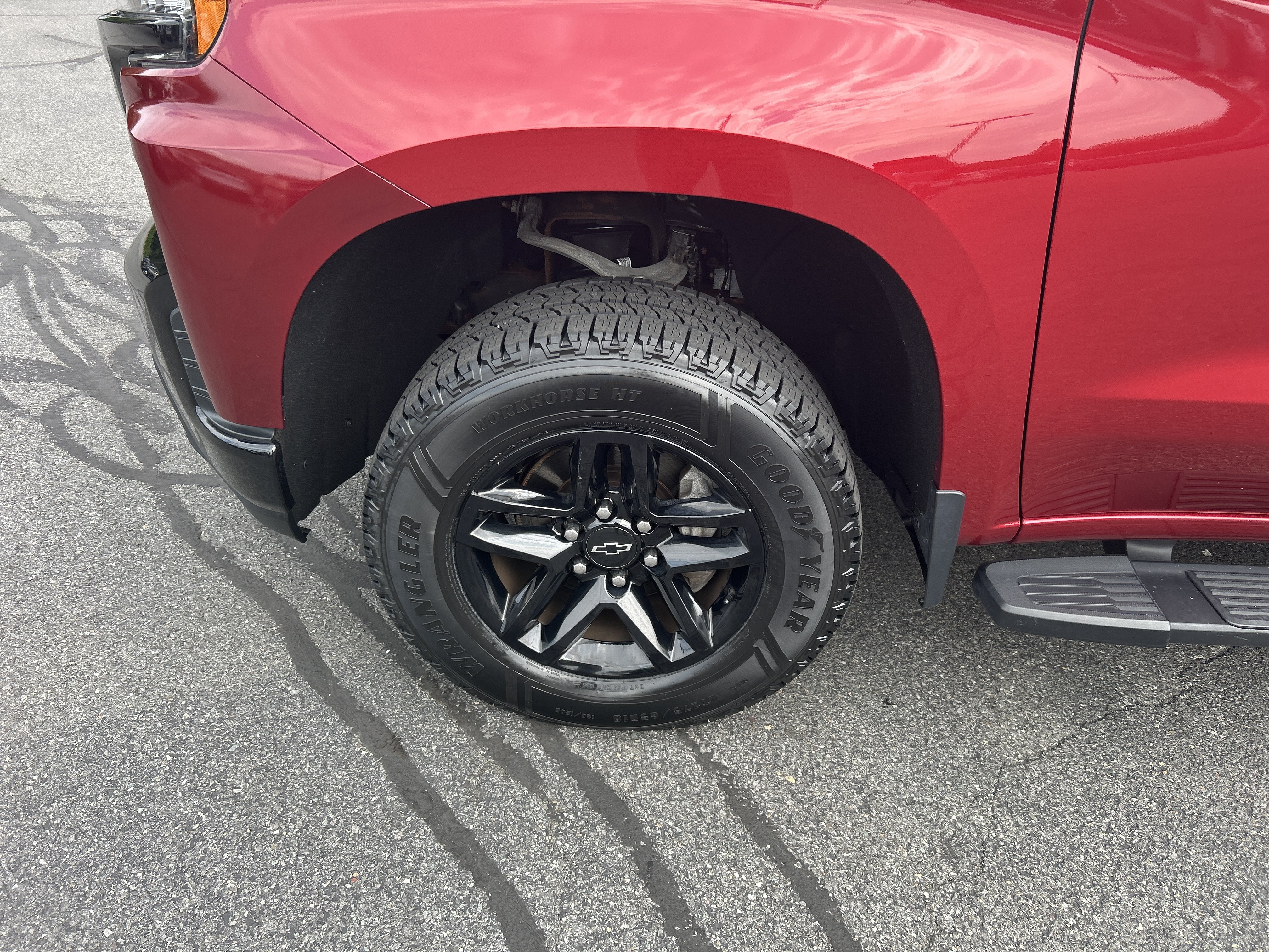 Used 2020 Chevrolet Silverado 1500 LT Trail Boss AWD/4WD image 4