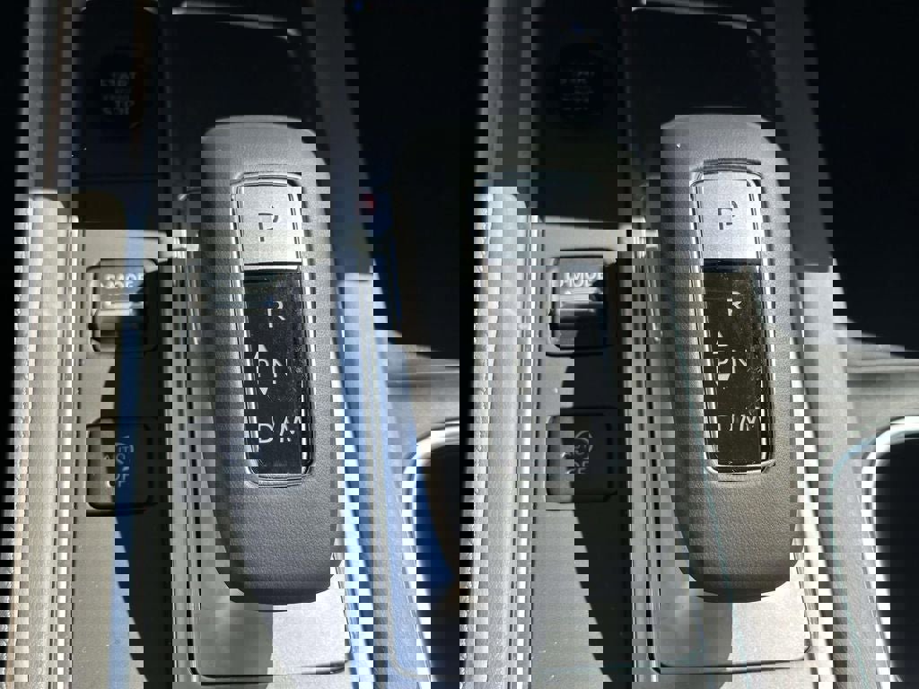 Used 2026 INFINITI QX60 Luxe w/ Family Package image 26