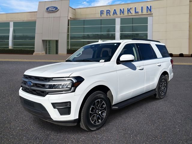 Certified 2024 Ford Expedition XLT image 3