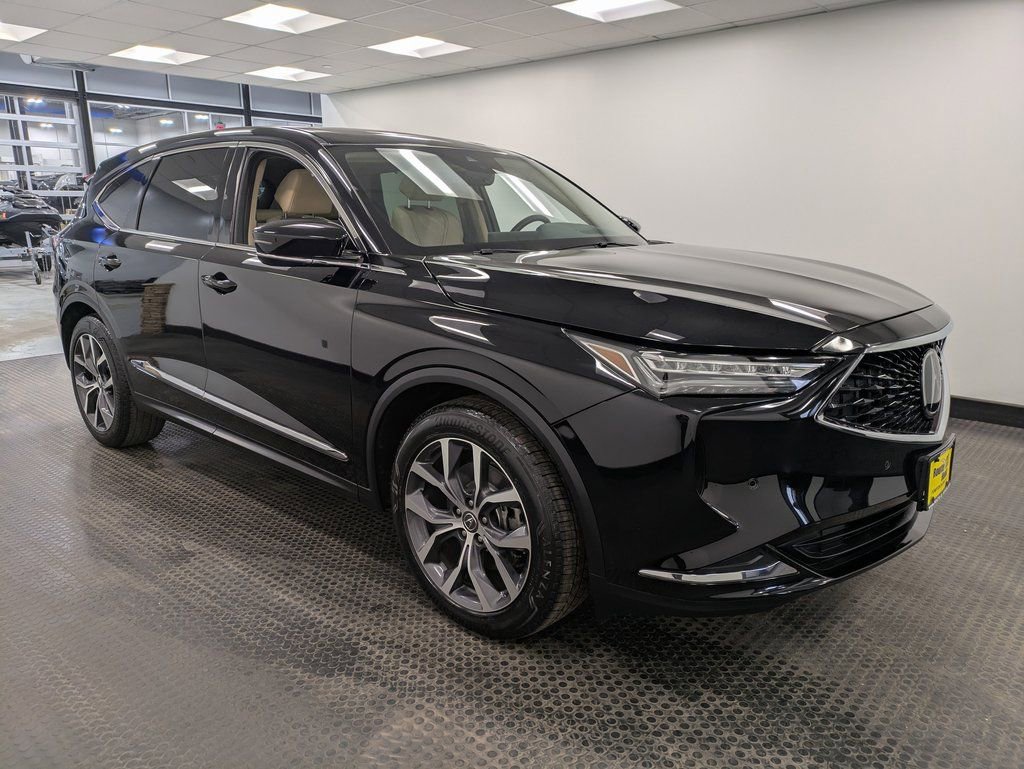 Used 2023 Acura MDX SH-AWD w/ Technology Package image 3
