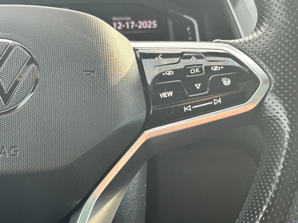 Used 2022 Volkswagen Tiguan SEL R-Line image 22