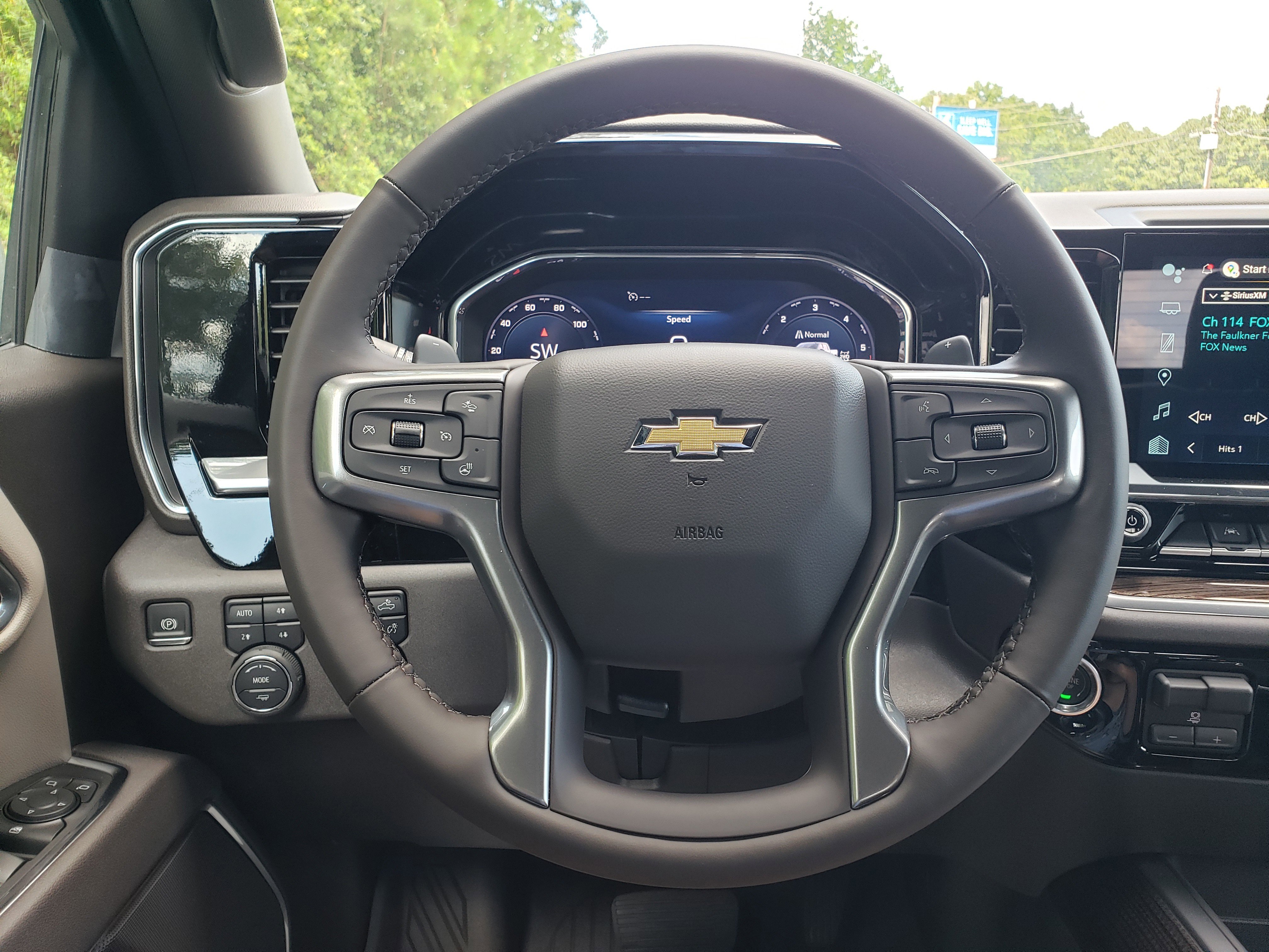 New 2025 Chevrolet Silverado 1500 LT image 16