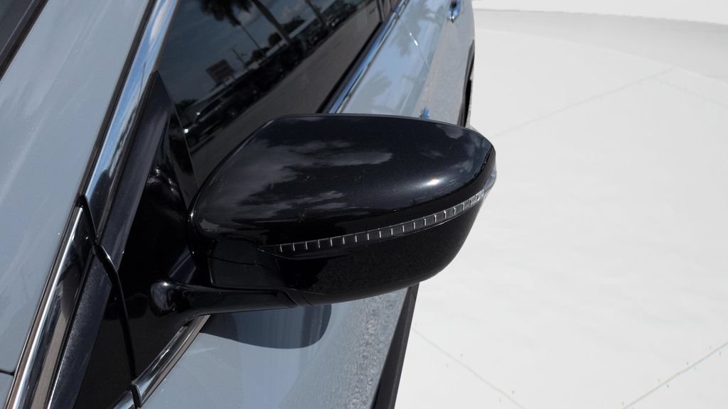 Used 2022 Nissan Murano SV w/ SV Midnight Edition Package FWD image 26
