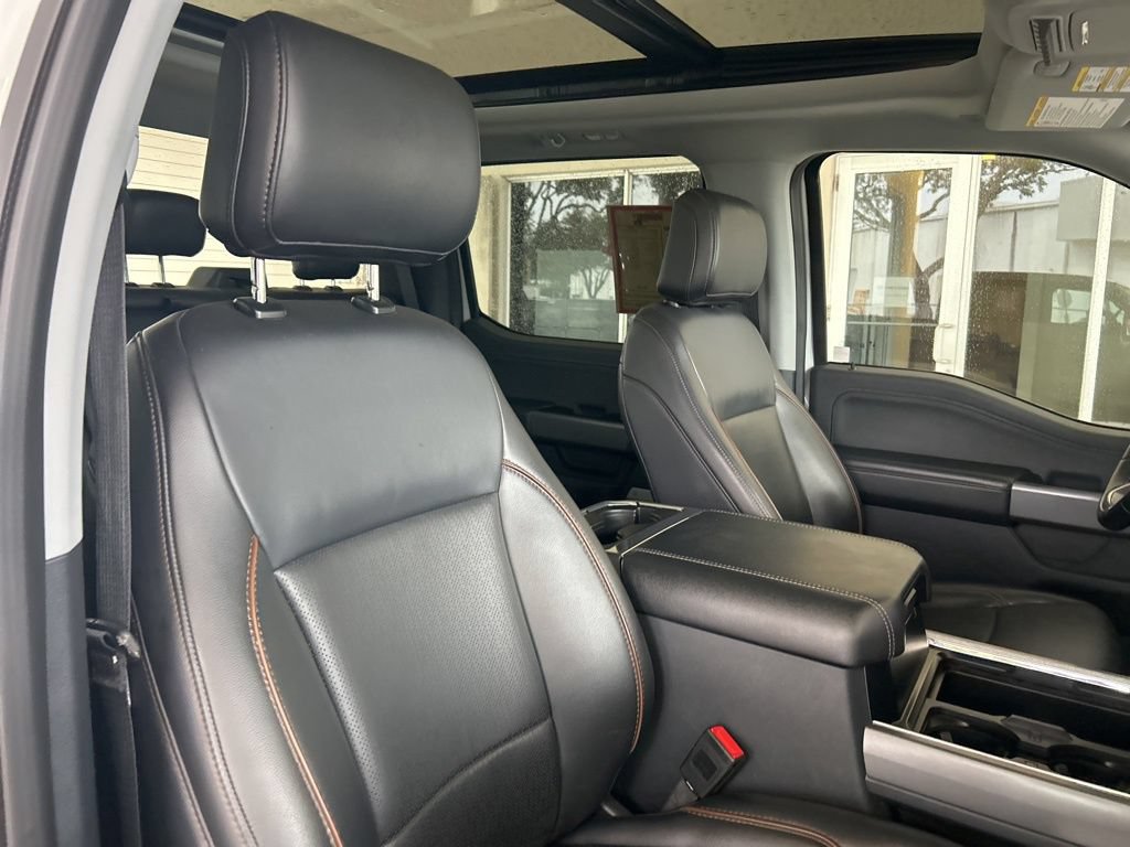 Used 2025 Ford F350 Lariat AWD/4WD image 24