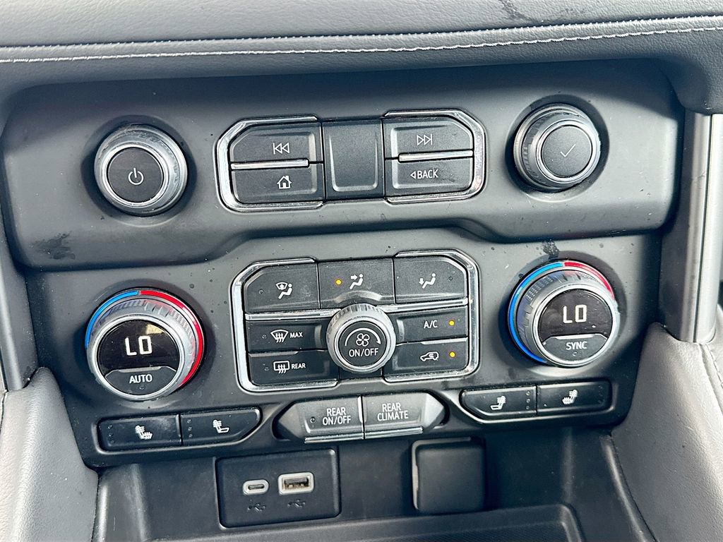 Used 2024 Chevrolet Tahoe LT image 21